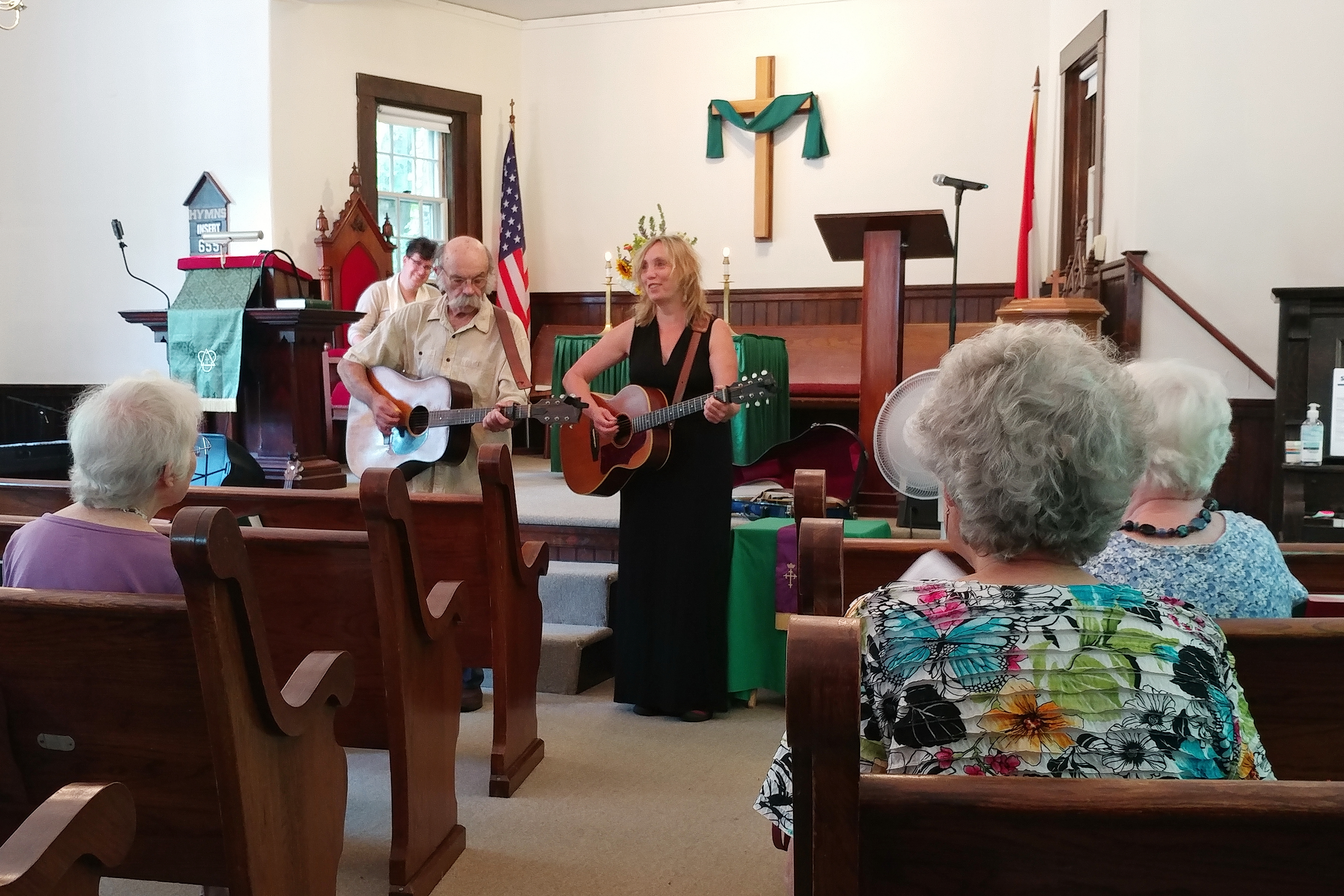 Paul Mangione & Carolyn Hutton play bluegrass